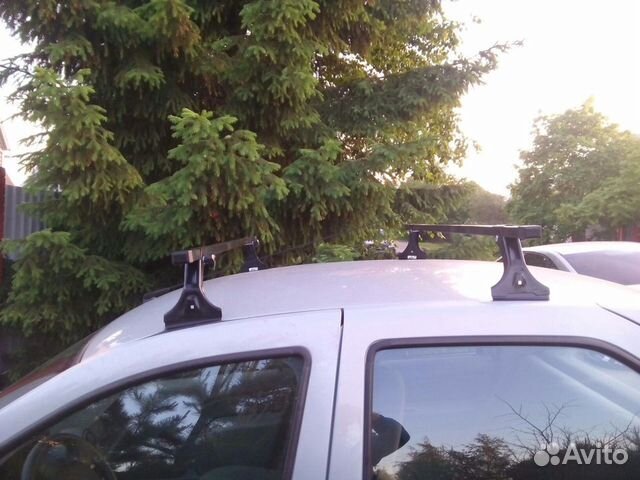 Багажник на крышу Рено Логан/ Сандеро