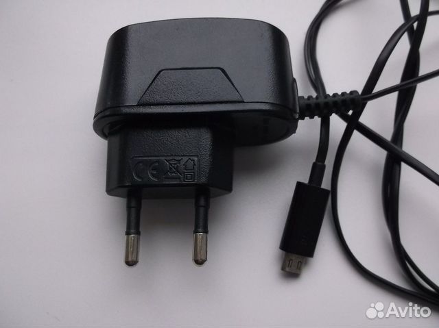Зарядное устройство micro USB