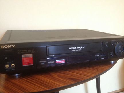 Видеомагнитофон Sony SLV-E580EE