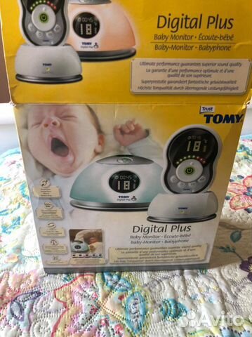 Цифровая радионяня tomy 