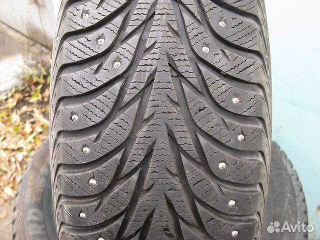 Yokohama IceGuard Stud IG65 215/65 R16 102T