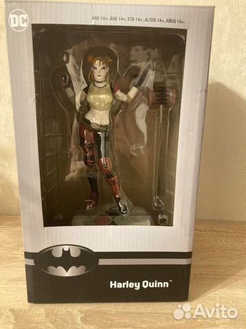 Коллекционные фигурки (Harley Quinn)