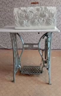 Швейная машинка зингер