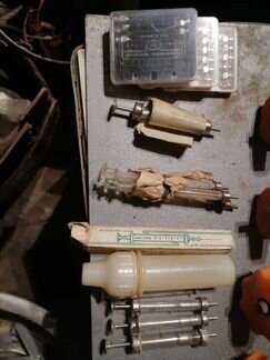 Совецкие многоразовые стеклянные новые шприцы