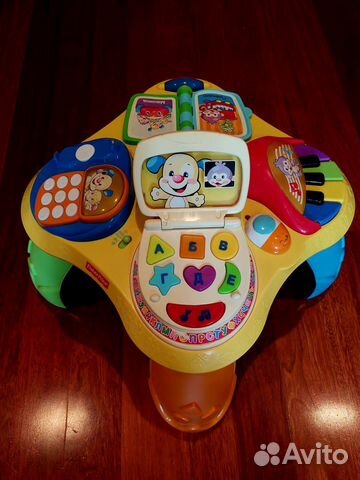 Обучающий столик смейся и учись от fisher price