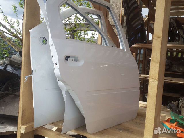 Дверь задняя правая Renault Logan