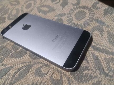 Телефон iPhone 5s