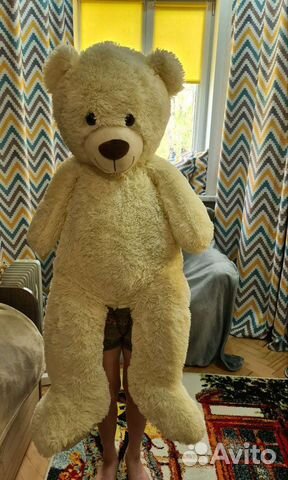 Плюшевый медведь и другие мягкие игрушки пакетом