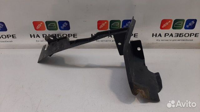 Дефлектор радиатора левый Mazda Cx-7 ER L3-VDT