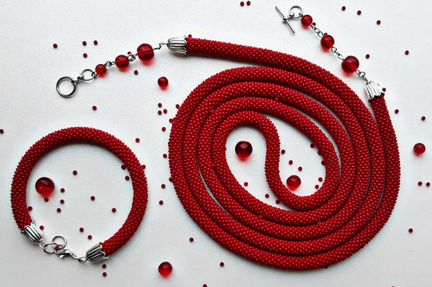 Жгуты из бисера