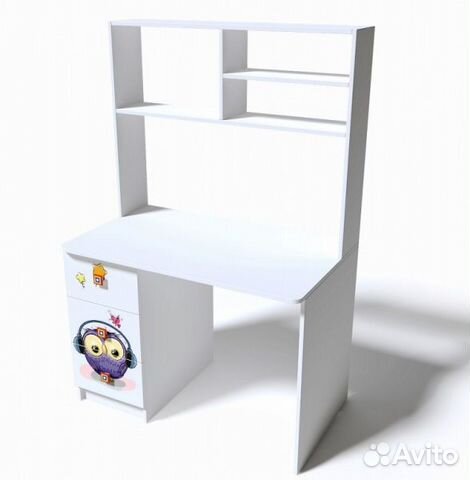 Детский письменный стол
