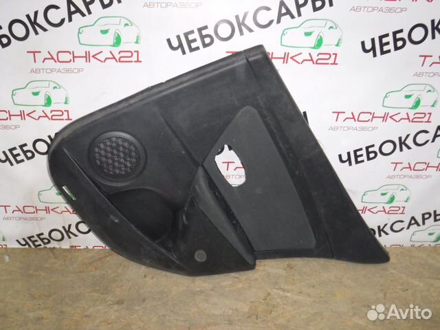 Обшивка задней правой двери Renault Megane 3