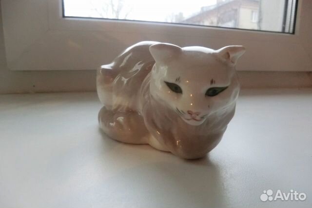 Статуэтка кошка.Старая Гжель