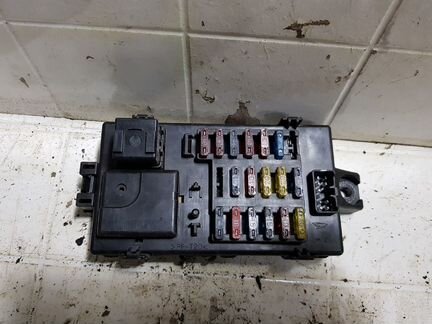 Блок предохранителей Daihatsu Cuore 2001 1.0 АКПП