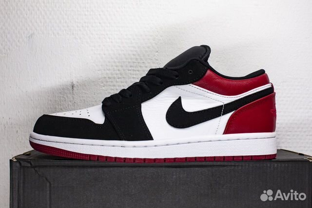 Nike Air Jordan 1 Low 'Black Toe'