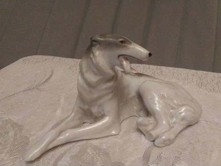 Статуэтка лфз. Борзая