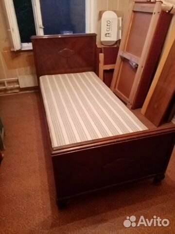 Красивая кровать СССР массив