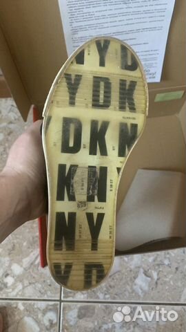 Кеды сникерсы dkny