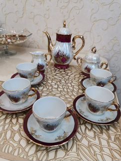 Чайный сервиз, декоративные тарелки, раздаточная т