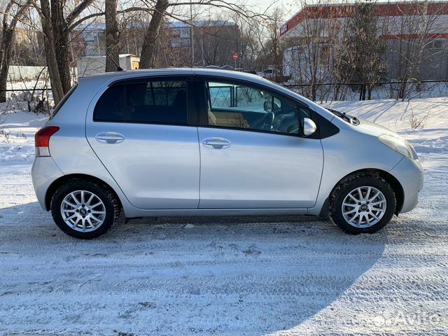 Toyota Vitz 1.0 CVT, 2009, 138 000 км