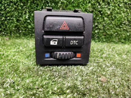 Кнопка аварийной сигнализации BMW 3 E90/E91 (2005