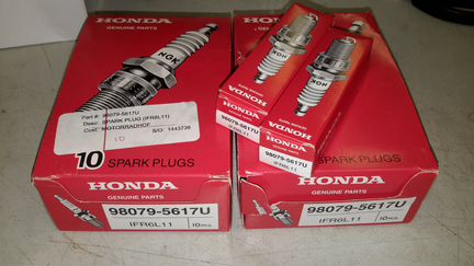 Свеча зажигания Honda VTX1800 980795617U