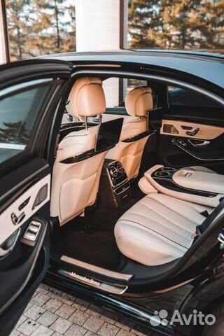 Водитель на авто бизнес класса