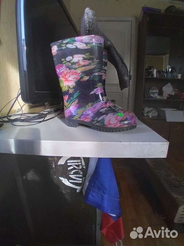 Детские резиновые сапоги,есть теплые вкладыши