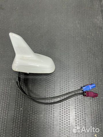 Антенна Audi A4 B8 белая