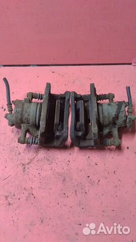 Суппорт передний левый правый Suzuki SX4