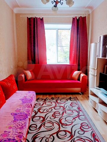 2-к. квартира, 54 м², 1/3 эт.