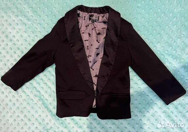 Пиджак для девочки, рост указан 86