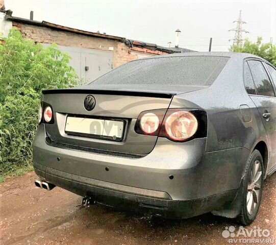 Лип-Спойлер GT для Volkswagen Jetta 5 седан
