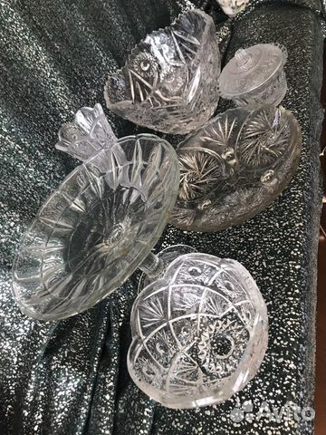 Хрустальные вазочки, конфетницы