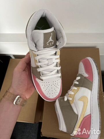 Nike air jordan 1 mid pastel