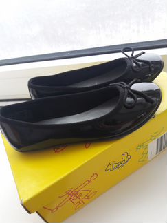 Новые лакированные туфельки American Eagle