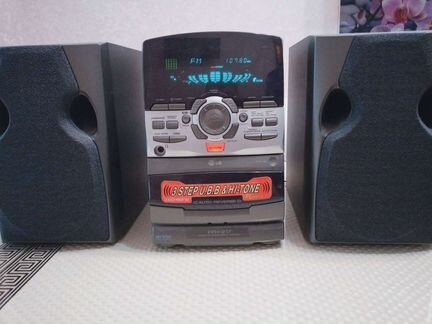 Музыкальный центр