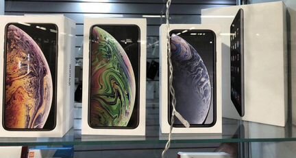 Коробки от iPhone
