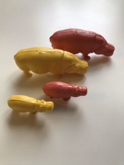 Семья бегемотиков