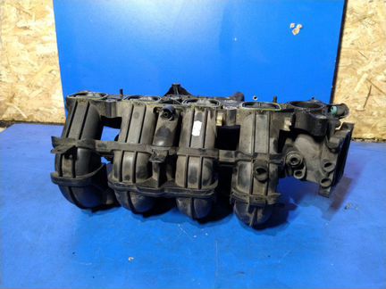 Коллектор впускной Ford Focus 2 2008-2011 хэтчбек