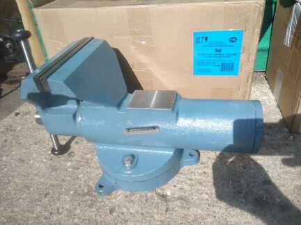 Тиски слесарные тсц-180 поворотные Россия стальные