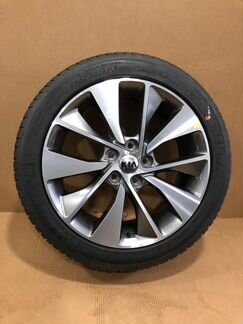 Новые Kia K5, Kia Optima, Michelin 235/45 R18