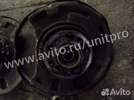 Кулак задний Mercedes e-class cls w211 w219