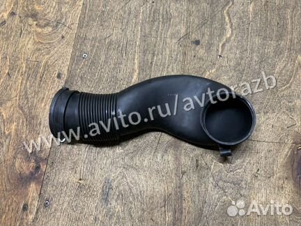 Патрубок воздушный на двс X18XE1 на Opel Astra G