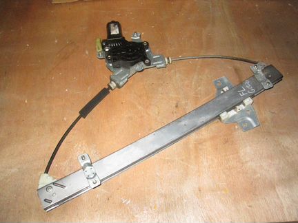 Стеклоподъемник передний левый Hyundai Getz