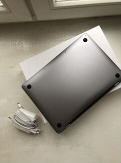 Apple MacBook Pro 13 A1708