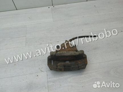 Суппорт передний правый 1K0615124E VW Passat (B6)