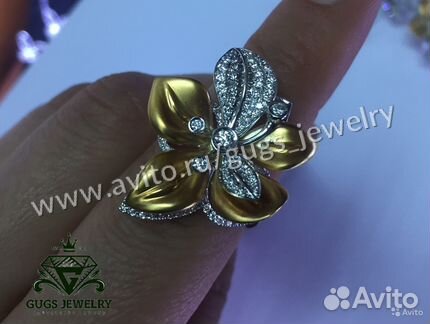 Роскошное кольцо с бриллиантами