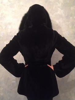 Полушубок из кролика под пояс с отделкой из песца