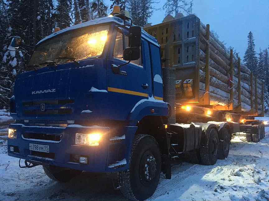 Шофёр камаза 65115. Водитель грузовика камаз. Водитель на самосвал категория с. Севертранснеруд коротчаево. Камаз ищет работу.